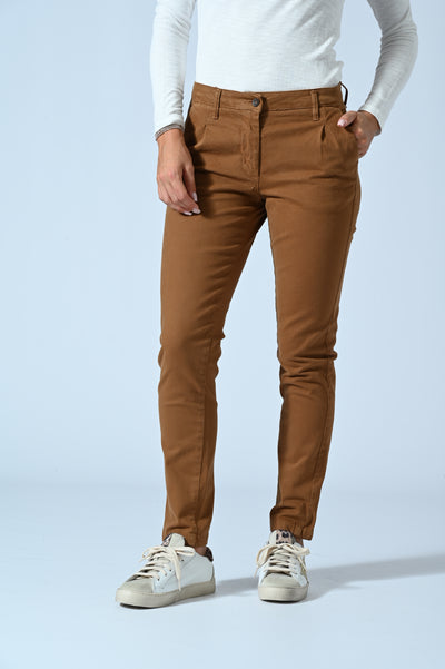 PANTALONI IN COTONE CHINO CON PINCE