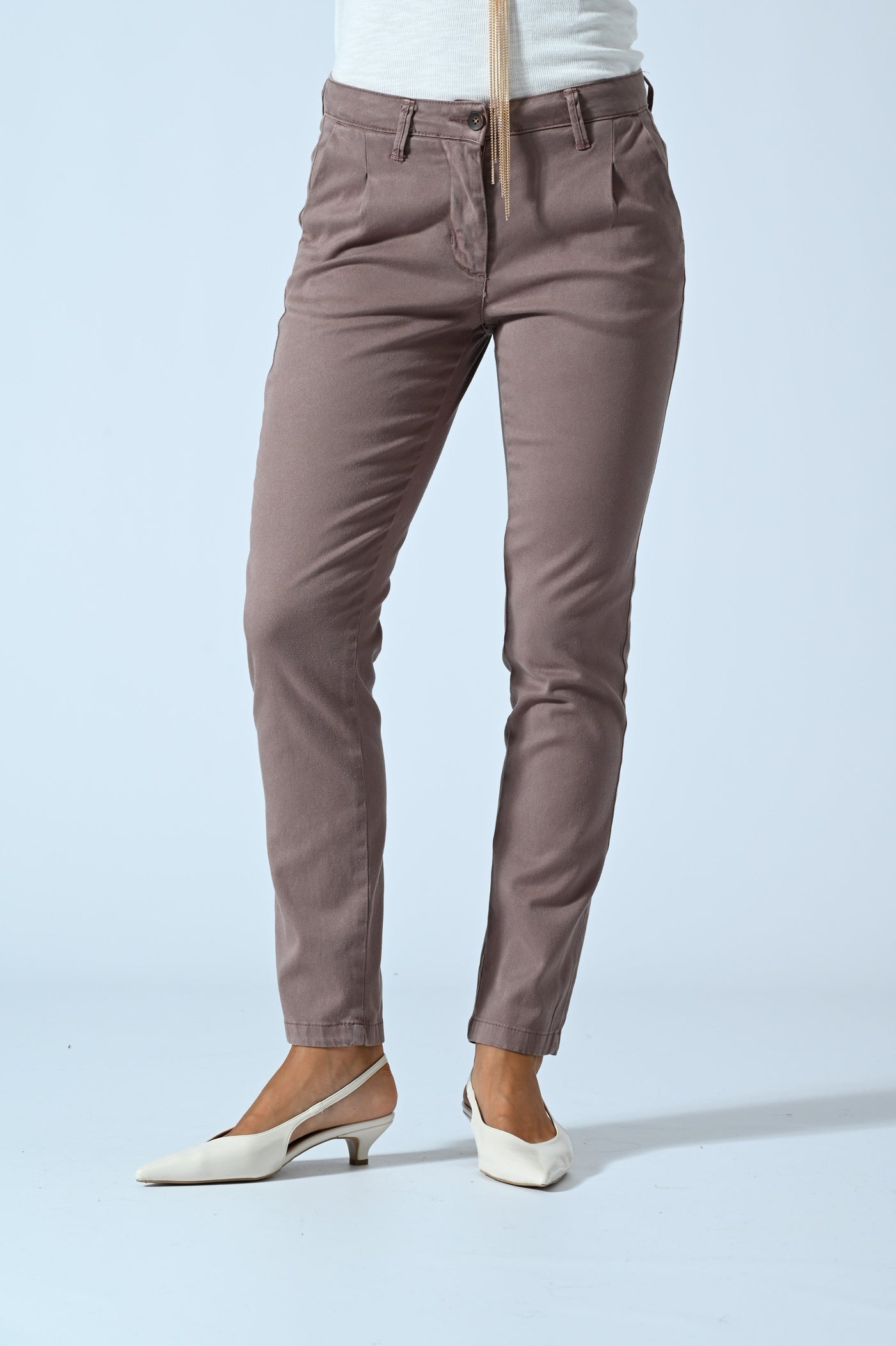 PANT. CHINO PINCE LAVATO
