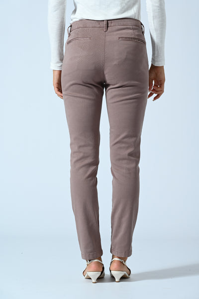 PANT. CHINO PINCE LAVATO
