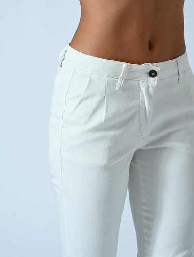 PANT. CHINO PINCE LAVATO