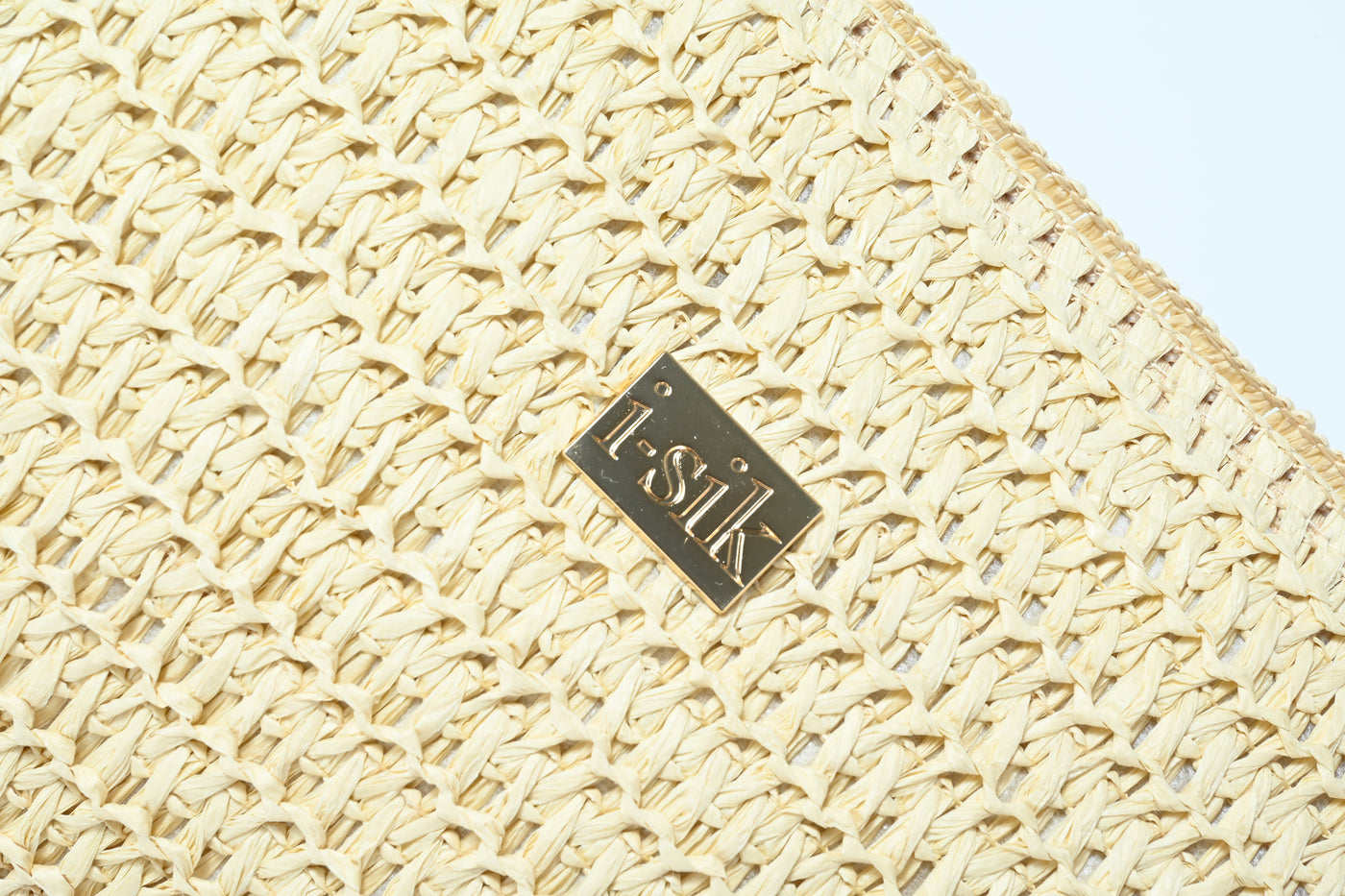 POCHETTE RAFFIA