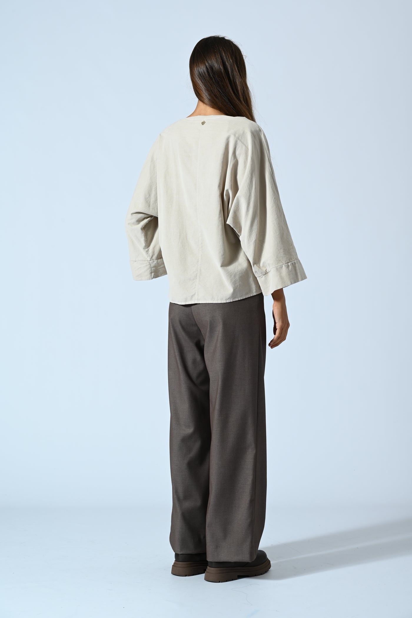 BLUSA IN VELLUTO MANICA AMPIA