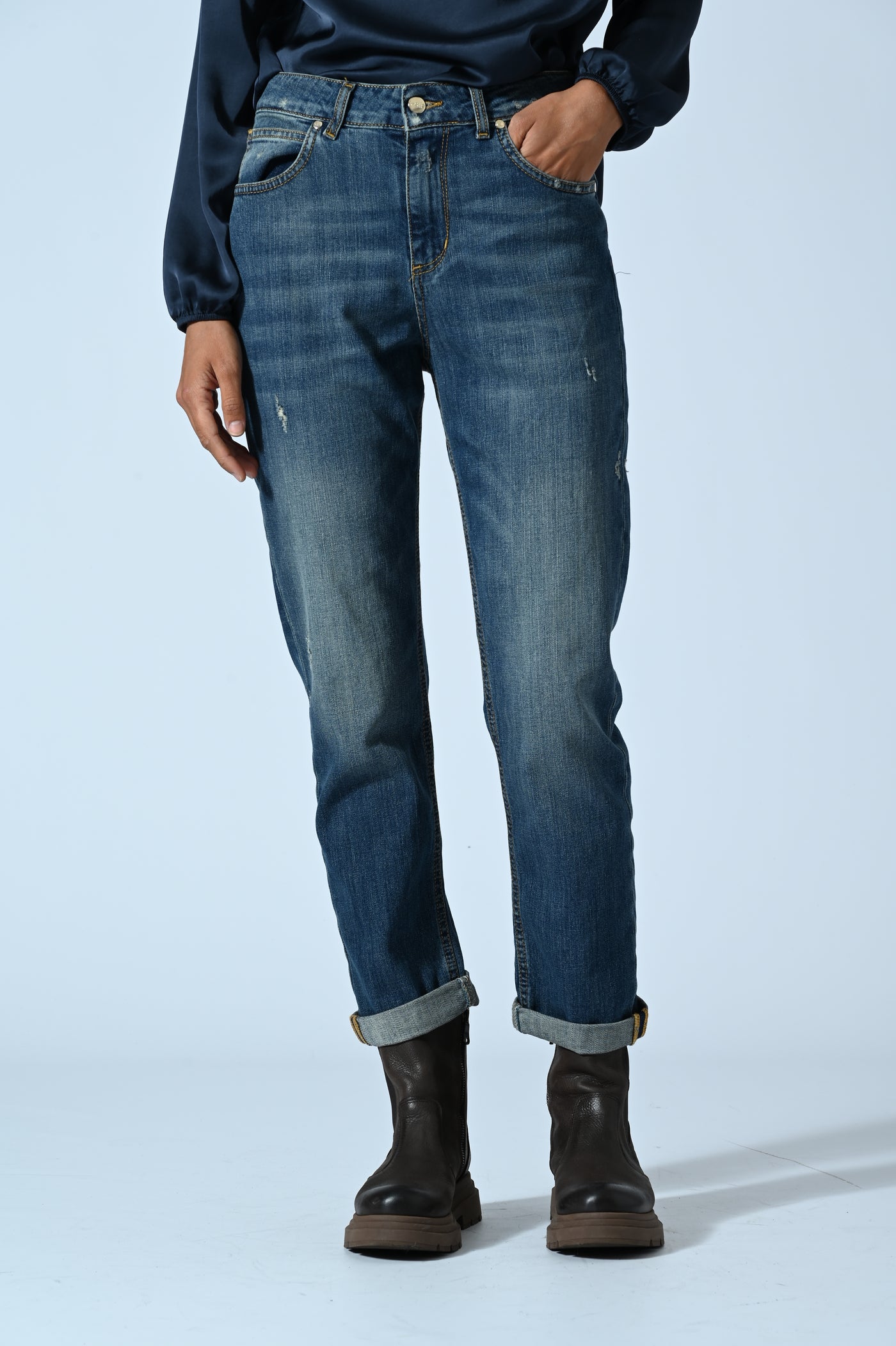 DENIM BOY-FIT ABRASIONI