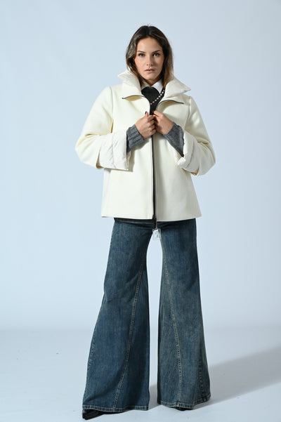 CAPPOTTO CORTO CON INSERTI ECOPIUMA