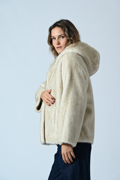 ECOPELLICCIA CON CAPPUCCIO