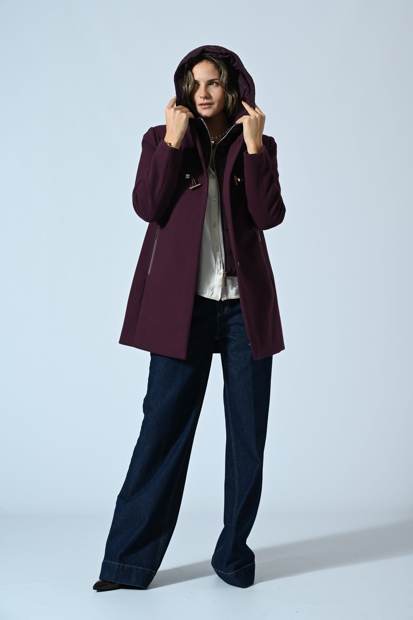 CAPPOTTO CON CAPPUCCIO E ALAMARI