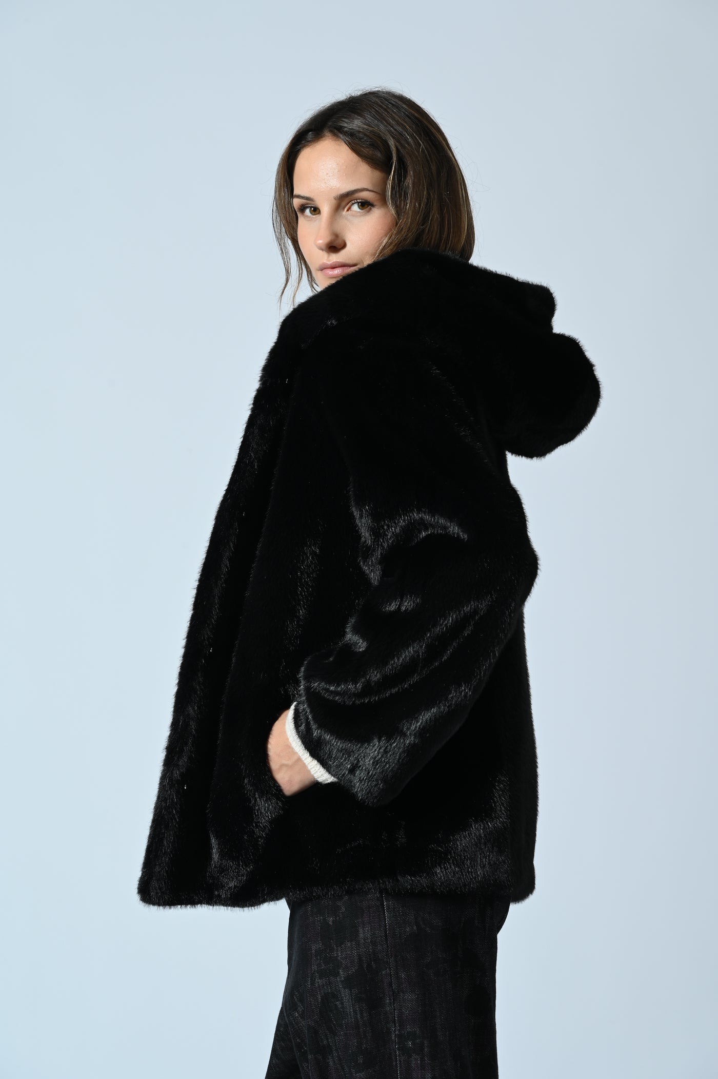 ECOPELLICCIA CON CAPPUCCIO