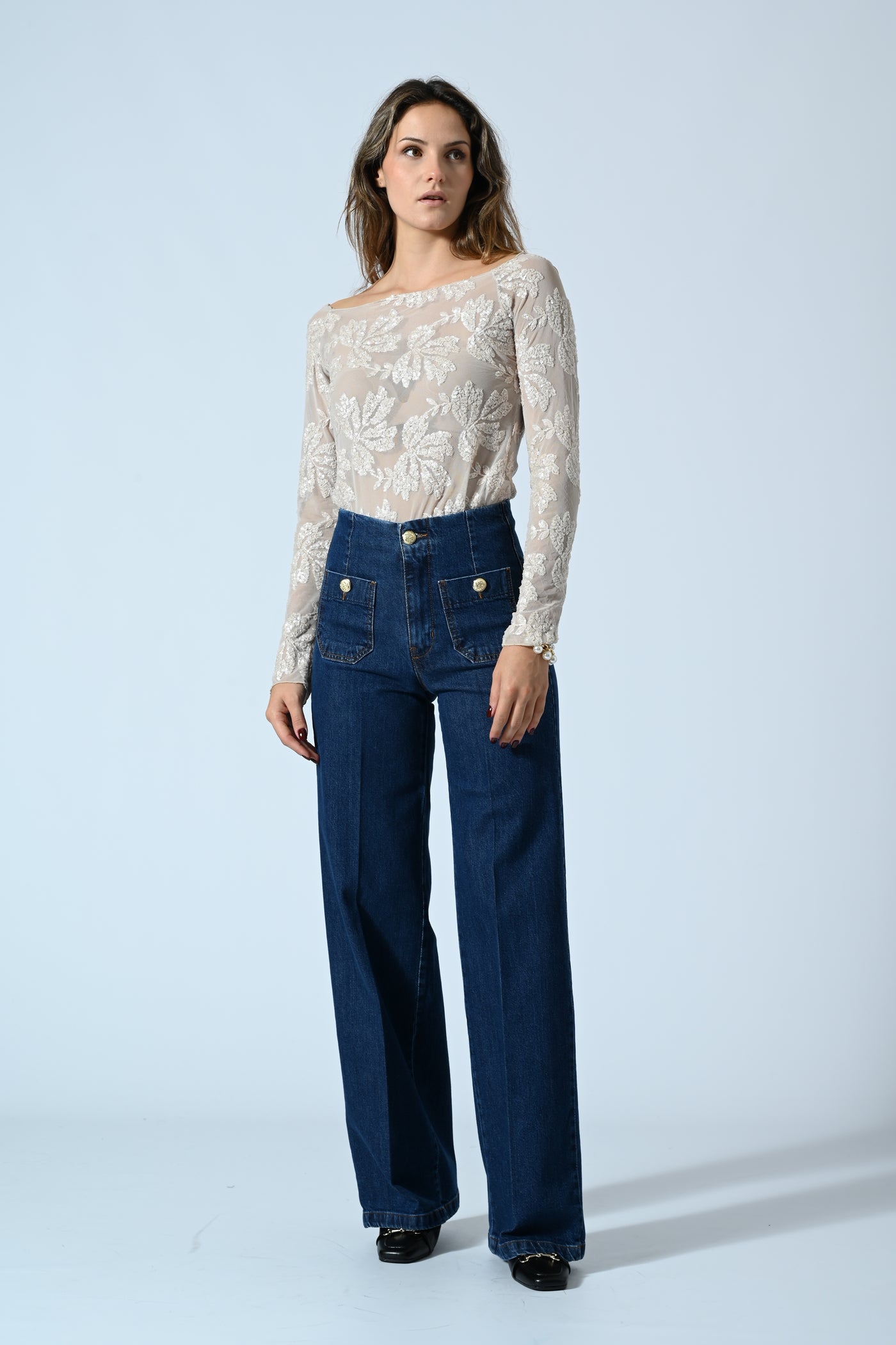 JEANS PALAZZO CON BOTTONI ORO
