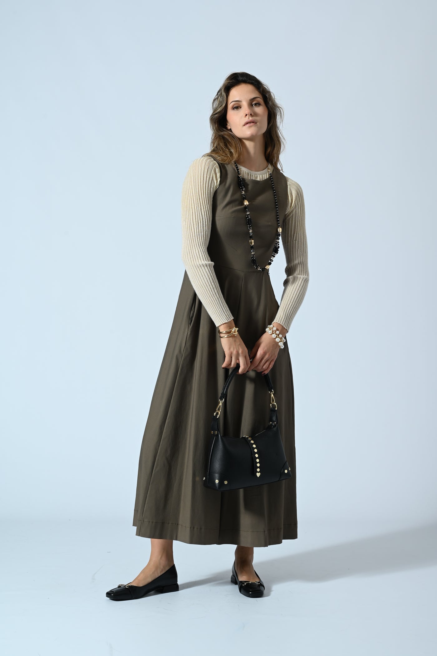 TUTA SMANICATA GAMBA LARGA