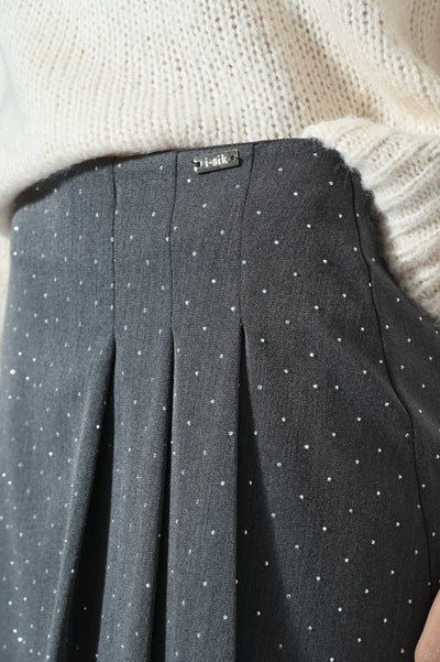 GONNA IN MANO LANA CON STRASS