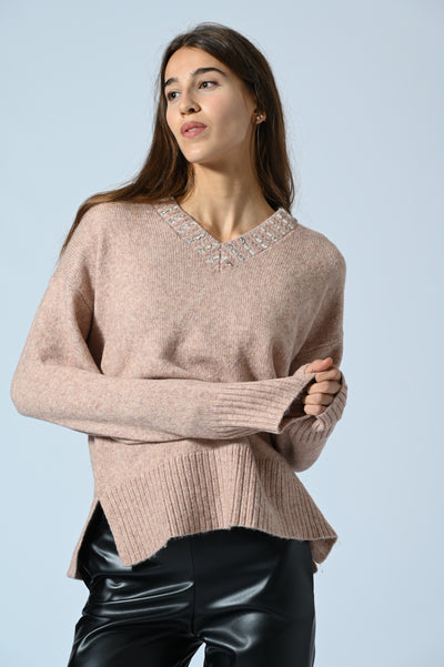 MAGLIA CON SCOLLO A V