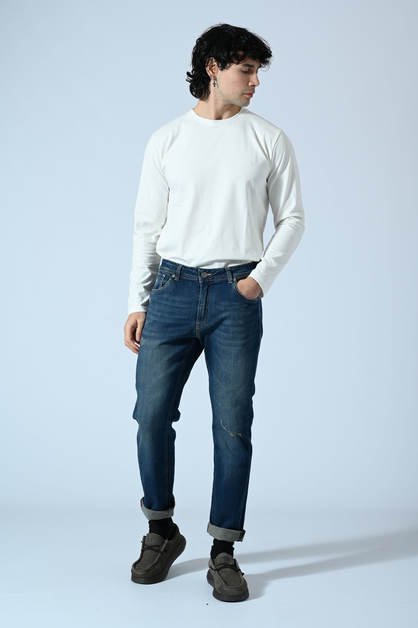 DENIM 5 TASCHE SLIM CON ABRASIONI