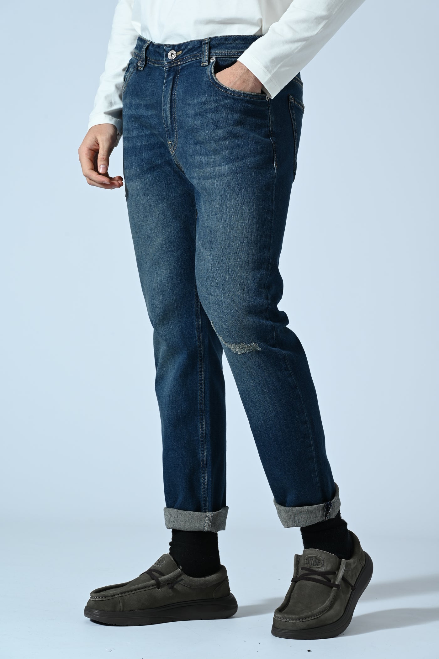 DENIM 5 TASCHE SLIM CON ABRASIONI