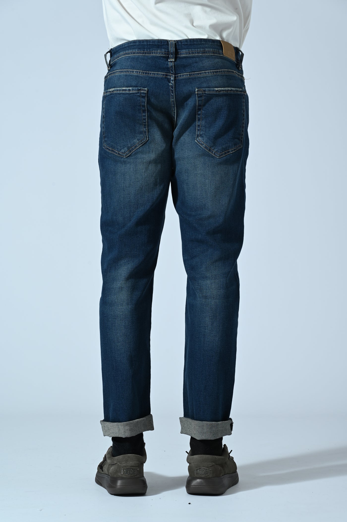 DENIM 5 TASCHE SLIM CON ABRASIONI