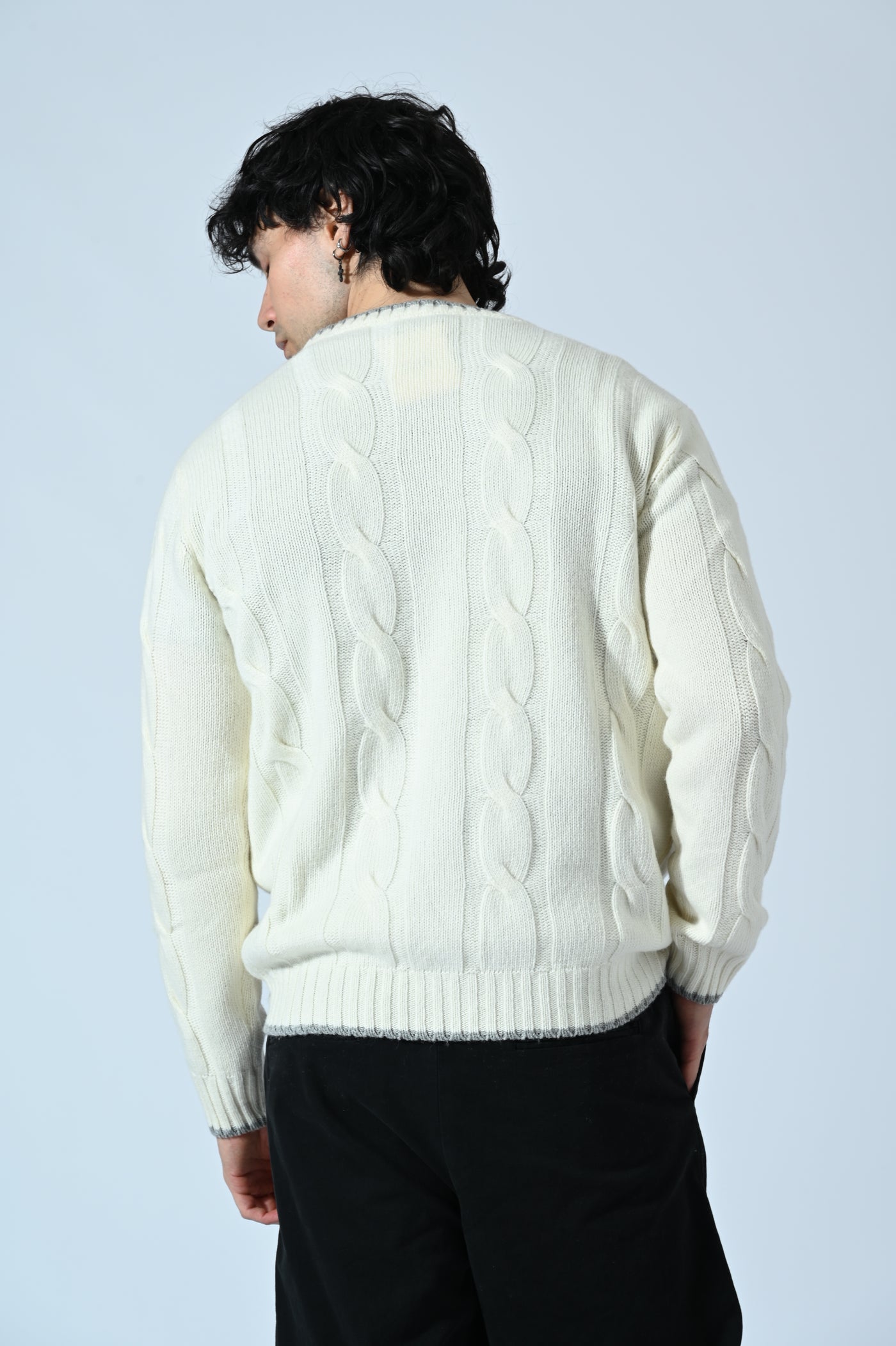 MAGLIA GIROCOLLO A TRECCE