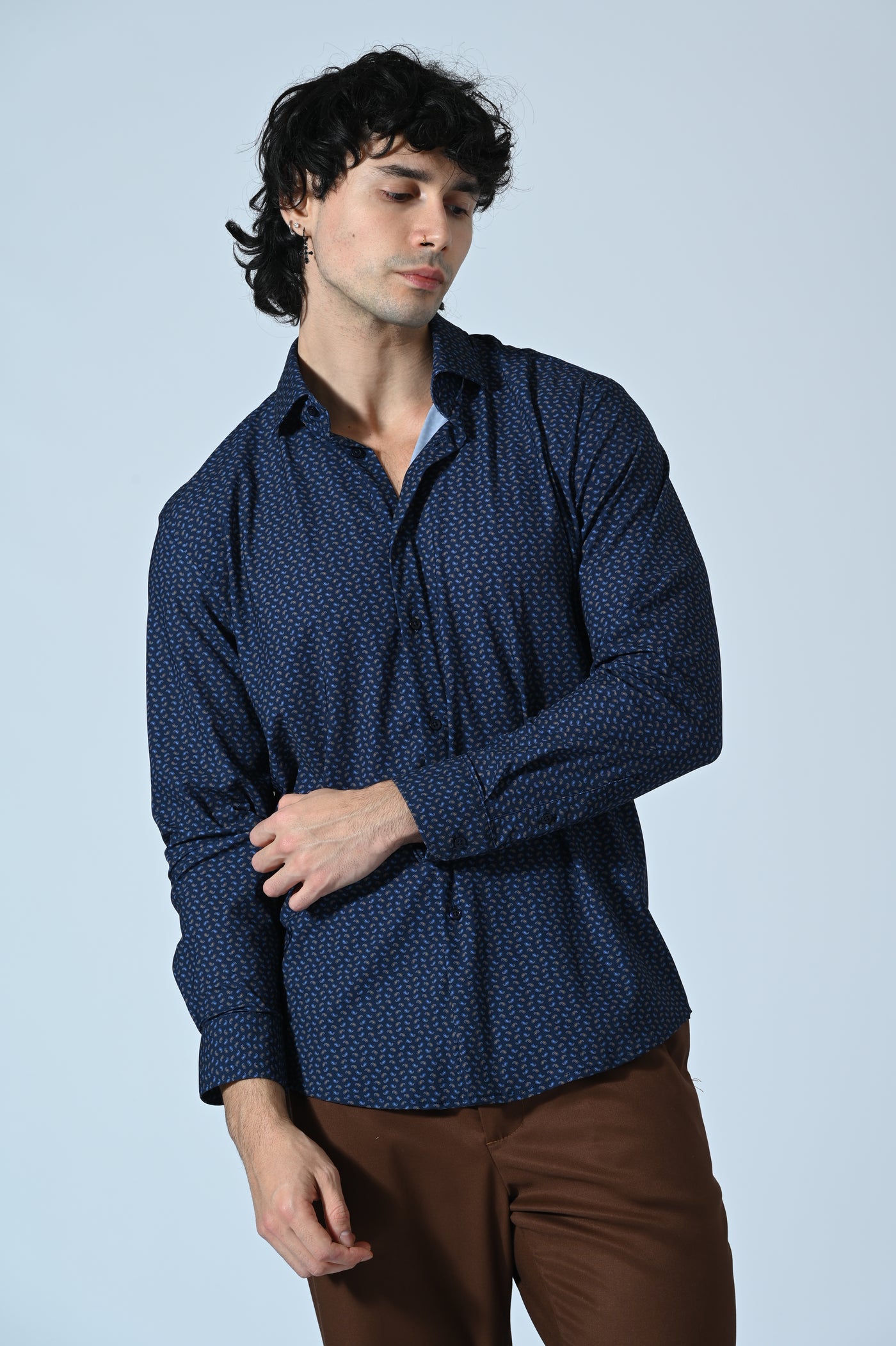 CAMICIA IN TESSUTO TECNICO MICROFANTASIA