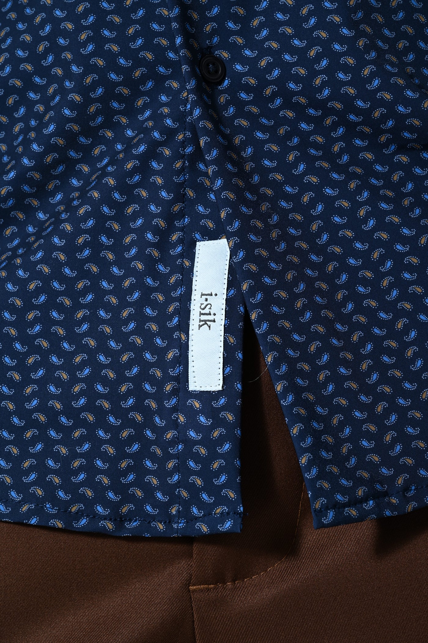 CAMICIA IN TESSUTO TECNICO MICROFANTASIA