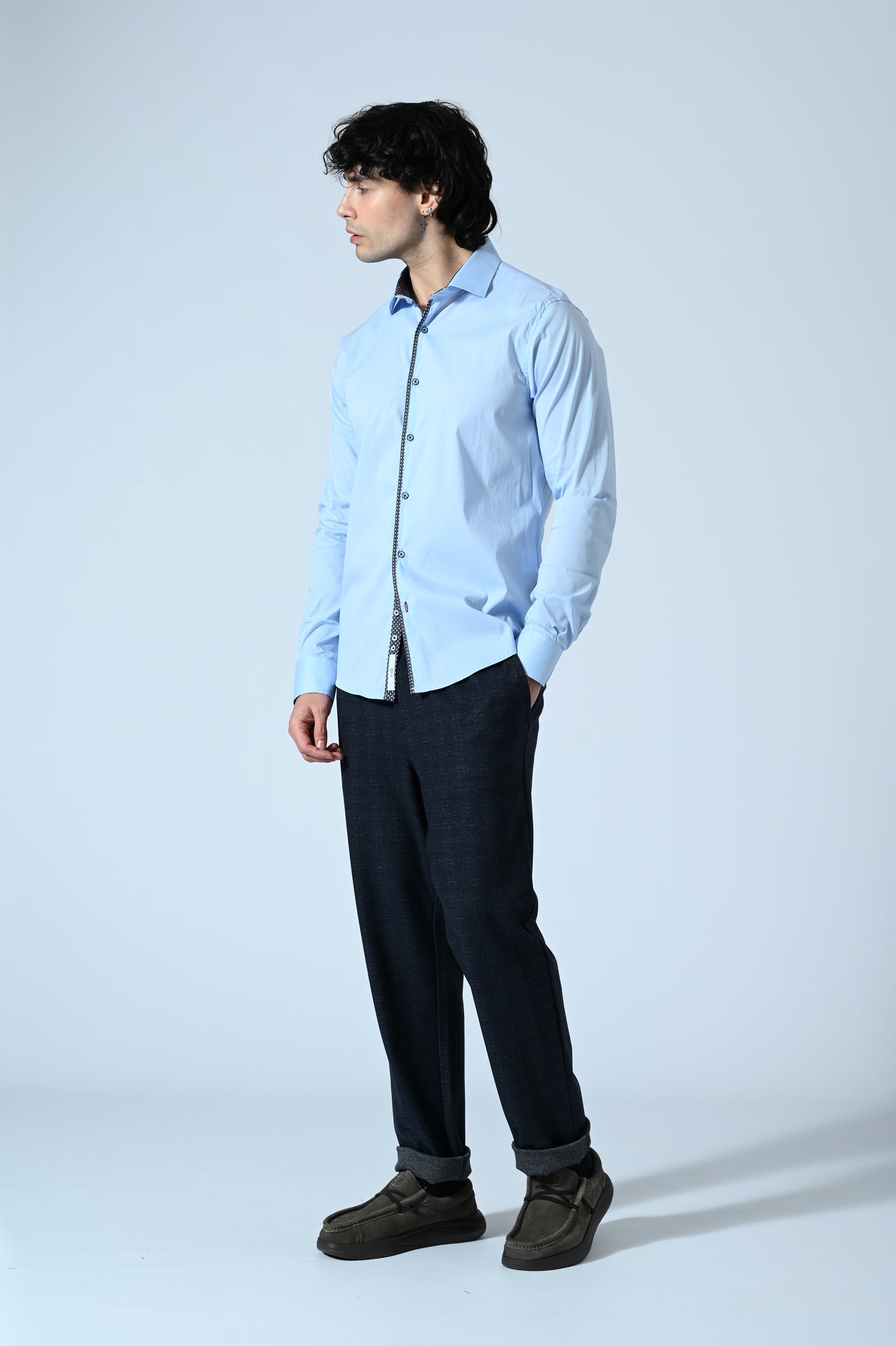 CAMICIA COTONE TINTA UNITA CON INSERTI FANTASIA