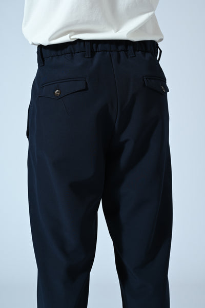 PANTALONE CHINO IN TESSUTO TECNICO