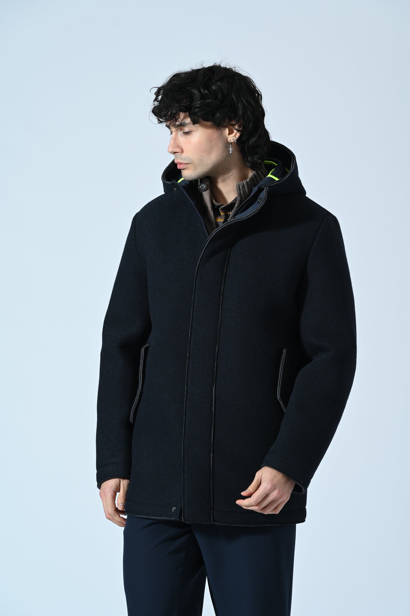 CAPPOTTO CON CAPPUCCIO IN LANA COTTA