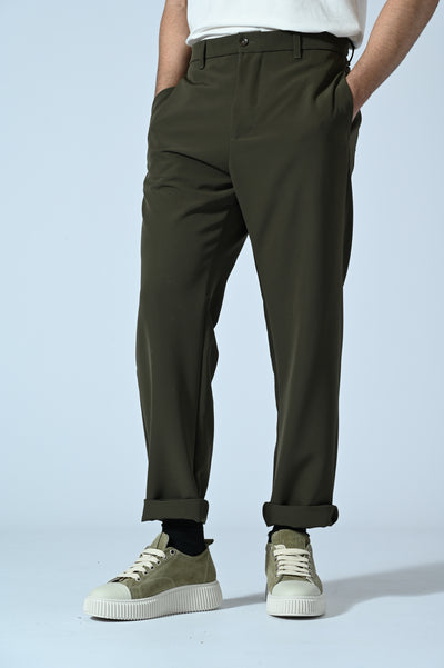 PANTALONE CHINO IN TESSUTO TECNICO