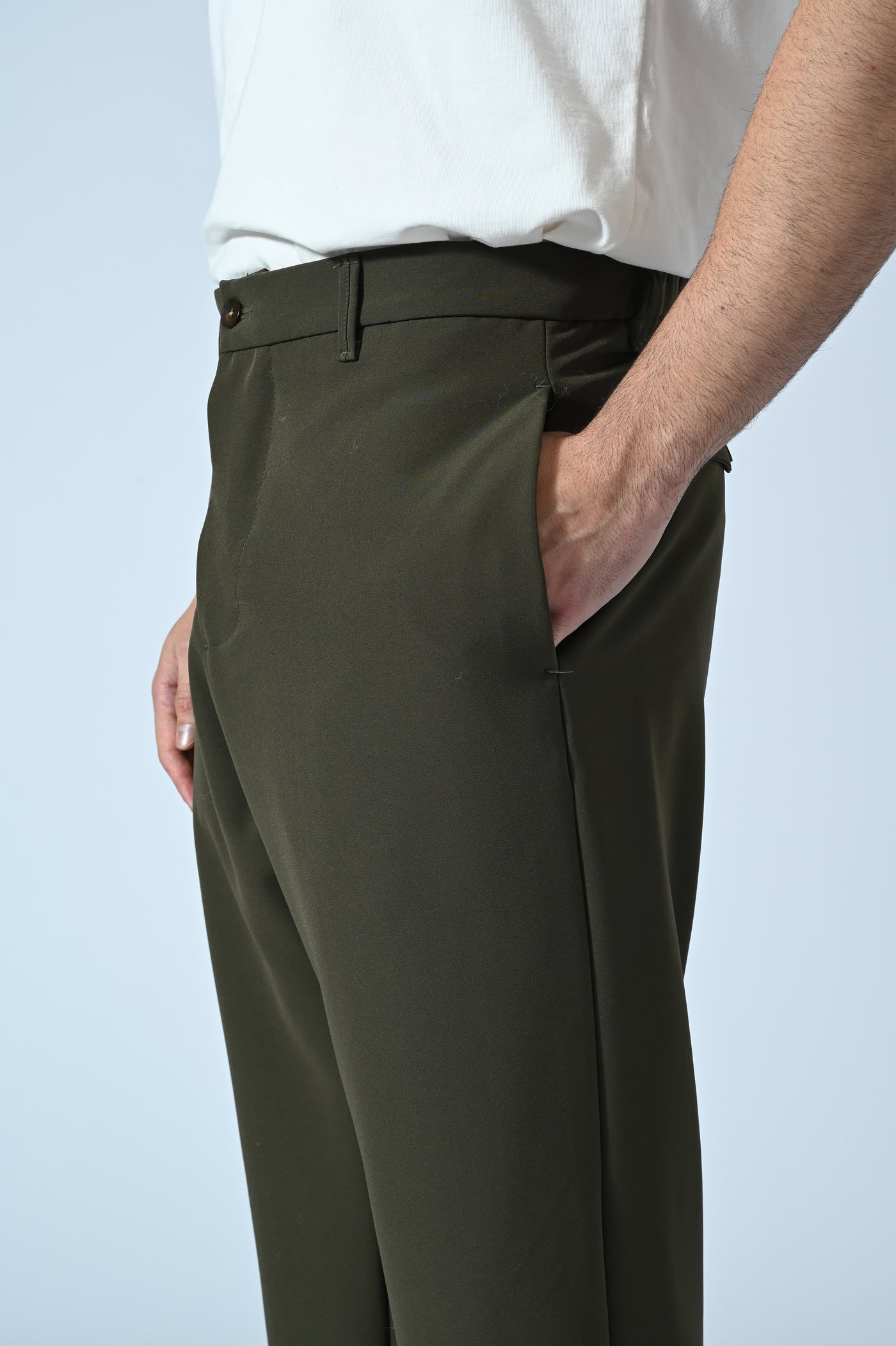 PANTALONE CHINO IN TESSUTO TECNICO