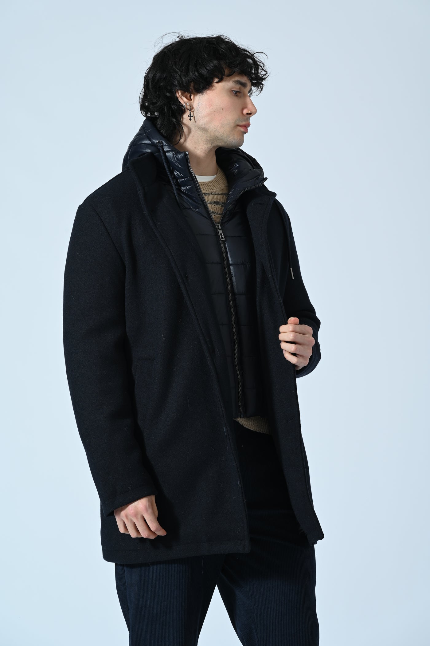 CAPPOTTO CON PETTORINA E CAPPUCCIO REMOVIBILI