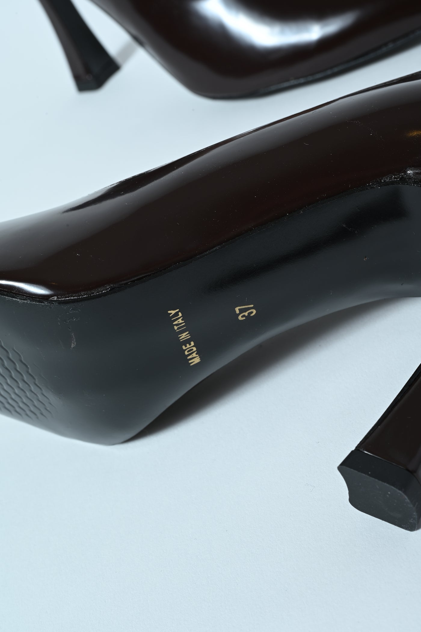 DECOLLETE T. 9 ABRASIVATO