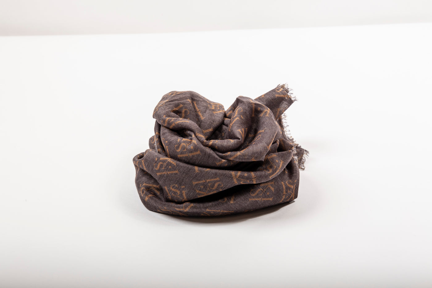 PASHMINA MONOGRAM
